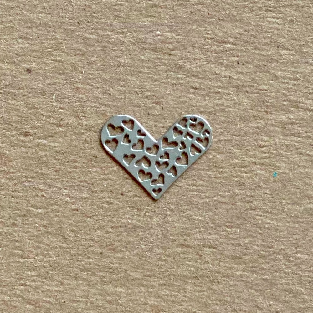 Origami Owl heart ❤️ face plate! ✨